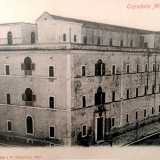 Venne innalzato tra il 1748 e il 1749 come casa della Missione dei padri Vincenziani, i quali erano anche conosciuti come �bobbisti� perch� a Bobbio, in provincia di Piacenza, avevano una grossa comunit�. Da qui il particolare soprannome dell�edificio, in passato conosciuto come �u Bebbone�